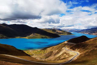 yamdrok_lake Lhasa
