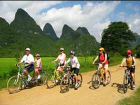 Cycle around Rustic Yangshuo