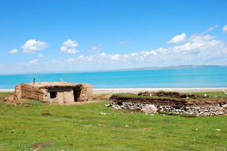 Cycling Around Koko Nor Lake,Qinghai Province