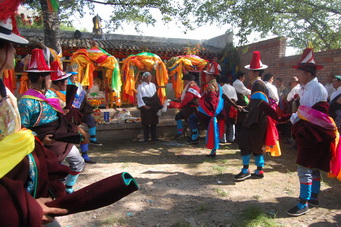 Repkong Shaman Festival,Dancing